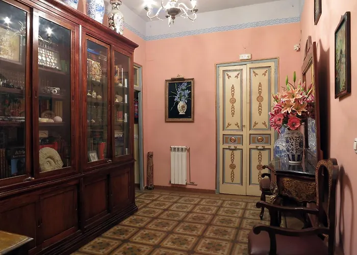 Hostal Horizonte Madrid "Check-In On-Line Recepcion 14H-23H"